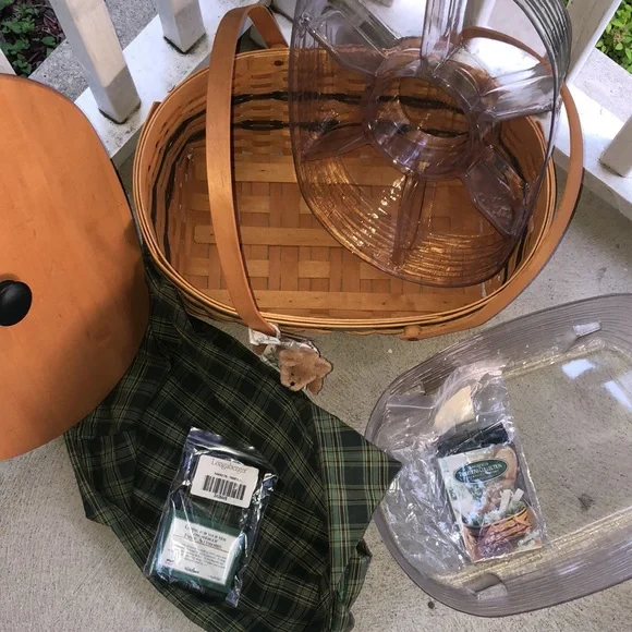 Vtg ‘99 LONGABERGER Generosity Basket 9-Piece Set RARE Inserts Green Plaid NEW